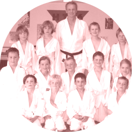 Trainer Mark mit seiner Gruppe